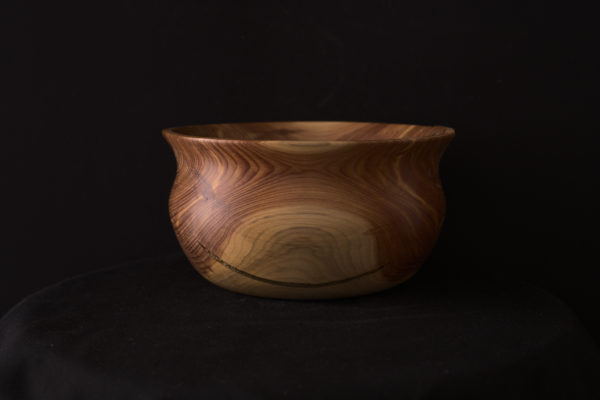 Juniper Bowl with Brass Inlay - Image 5